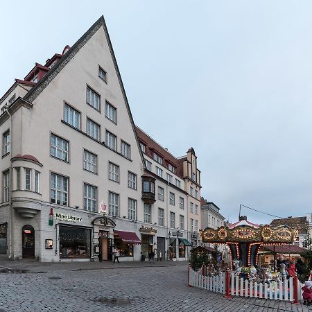 Goodson & Red Old Town Apartments Tallinn Exterior foto